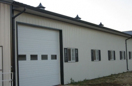 Pole barn - Steinbach, MB