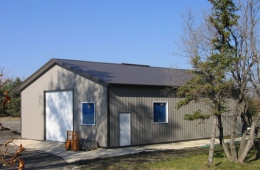 Metal garage - Petersfield, MB