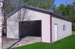 Metal garage - Winnipeg Beach, MB