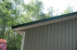 Metal cladding - Lac du Bonnett. MB